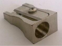 RON - ořezávátko kovové 